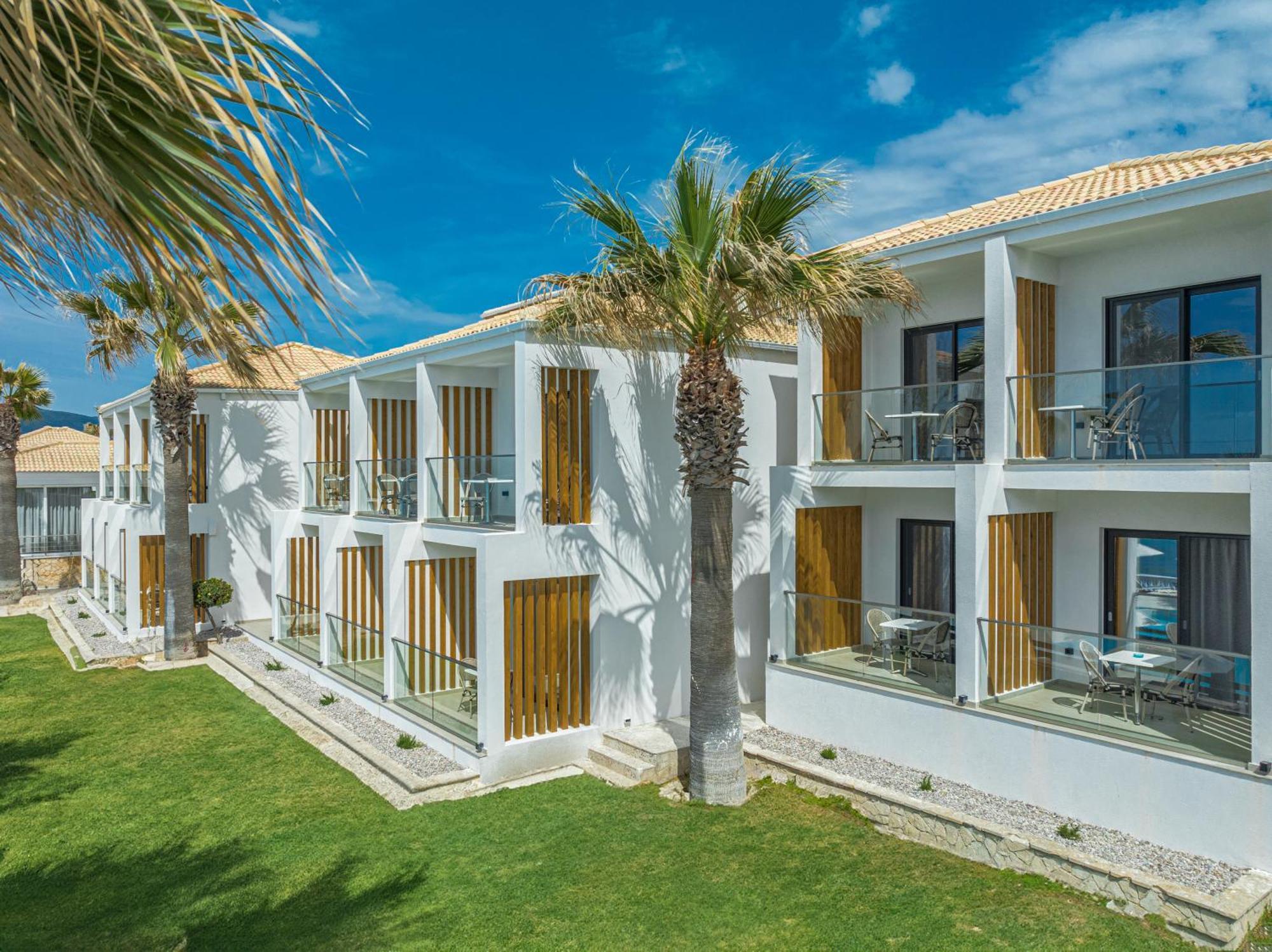 Crystal Beach Hotel Kalamákion Eksteriør bilde